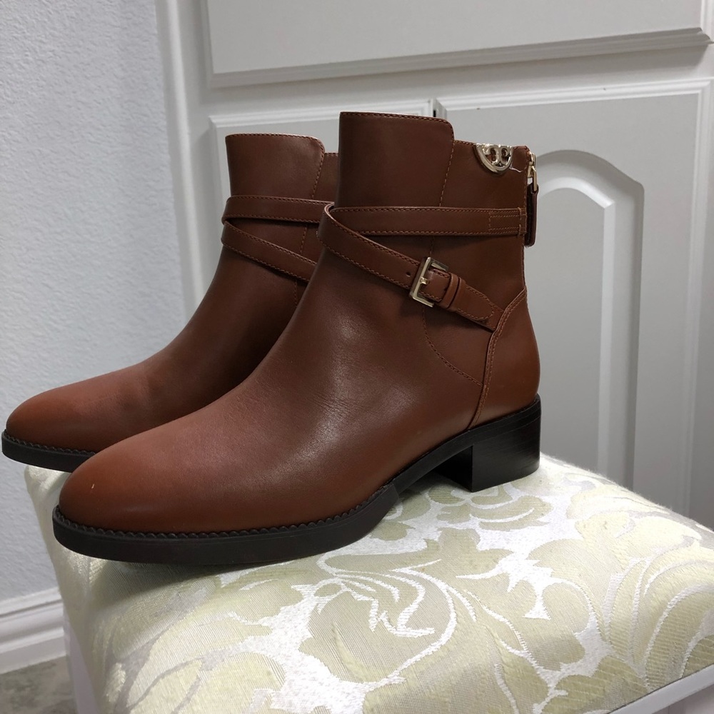 NWOB Tory Burch Sidney Boots